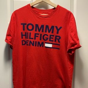 Tommy Hilfiger T-shirt size medium